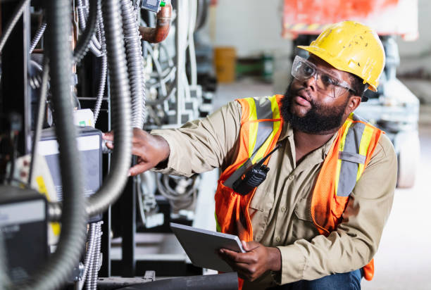 Best Best Electricians Near Me  in Highland Heights, OH